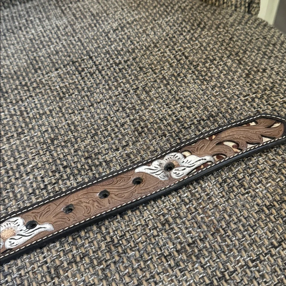 Nocona Girls Belt size 22